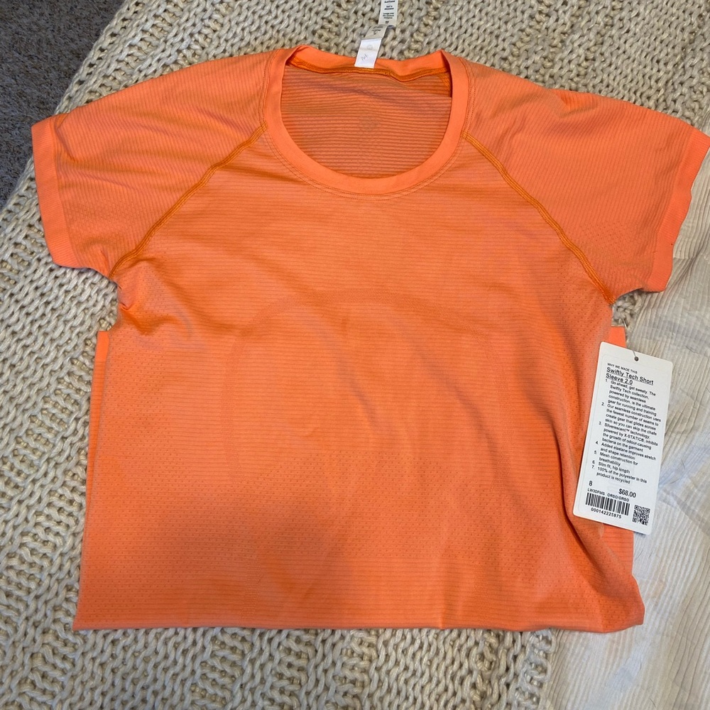 Lululemon Swiftly Tech